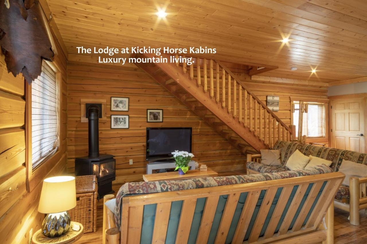 Kicking Horse Kabins Golden Extérieur photo